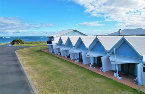 Lancelin Apartment | Windsurfer Beach Chalet 4
