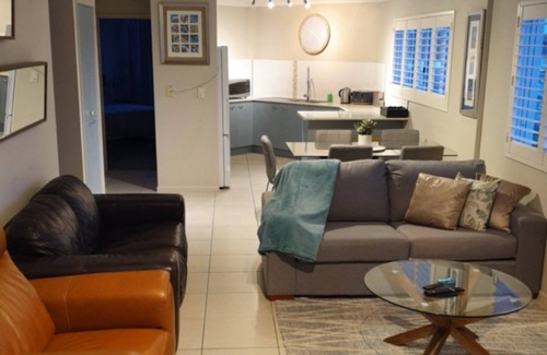 Golden Beach Apartment | Windsurfer VUE Unit 6