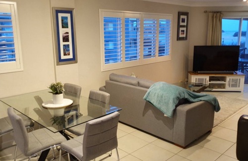 Golden Beach Apartment | Windsurfer VUE Unit 6