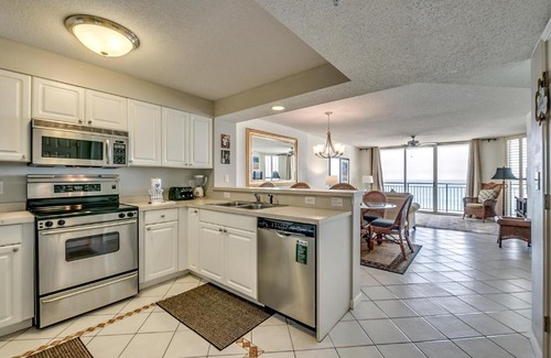 Windy Hill Apartment | Windy Hill Dunes 1505 - 15th floor condo with elegant touches and an outdoor hot tub