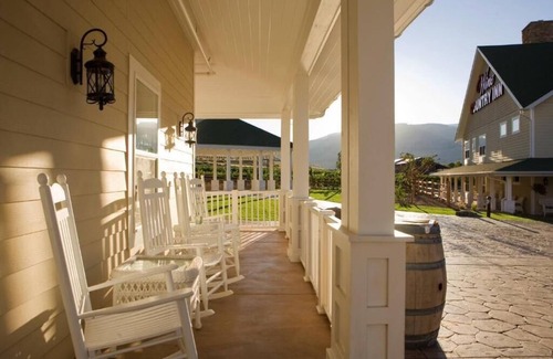 Palisade Hotel | Wine Country Inn Palisade