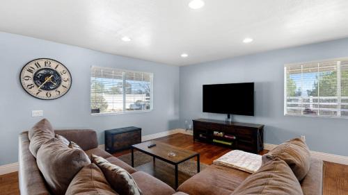 Temecula House | Wine Country Retreat Gorgeous Views Minutes to Wineries