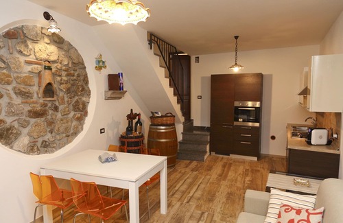 Old Town Apartment | Wine House
