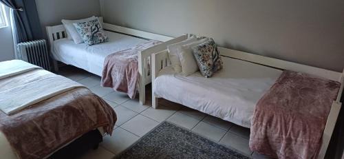 Oudtshoorn Apartment | Winemaker's Rest