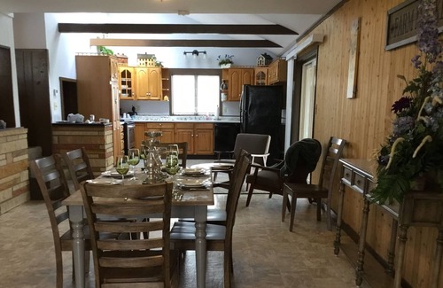 Wooster House | Winemakers Cottage close to Amish Country, Mohican, Mansfield, Wooster