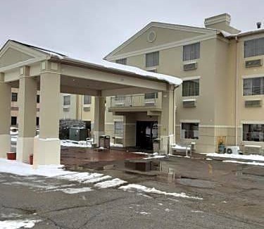 Willock Hotel | Wingate by Wyndham West Mifflin