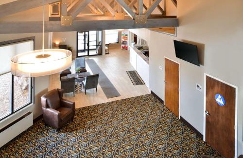 Beaver Hotel | Wingate by Wyndham Beaver I-15