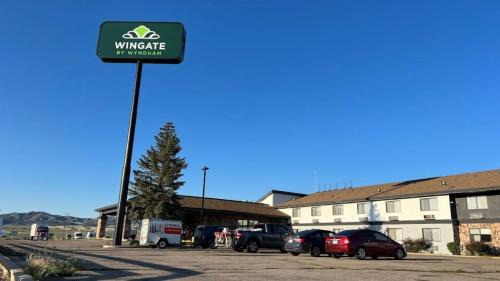 Beaver Hotel | Wingate by Wyndham Beaver I-15