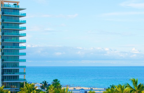 South Beach Hotel | Winter Haven, Autograph Collection