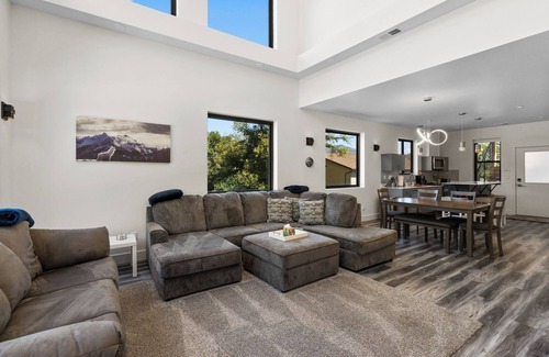 Bozeman House | Winter House - Great home located within walking distance to Main Street!