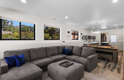 Bozeman House | Winter House - Great home located within walking distance to Main Street!
