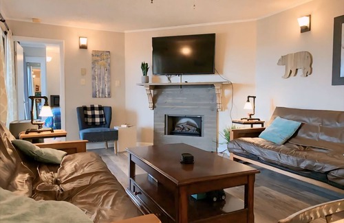 Ghent Condo | Winterplace D202-Ski-in and Ski-out -Second Floor