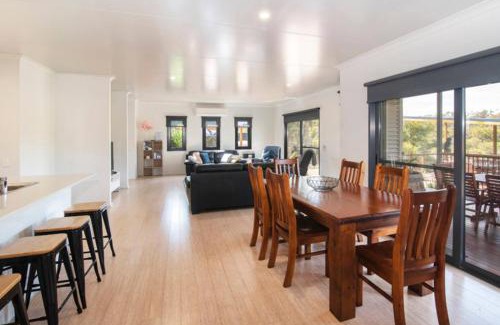 Wilyabrup Ski Chalet | Wirraway Luxury Chalet | Lake Views | Private Gardens
