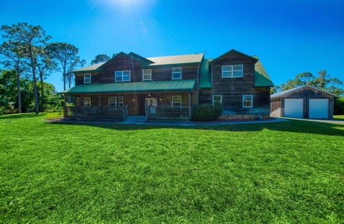 Diplomat House | Wischis Florida Home - The Ranch