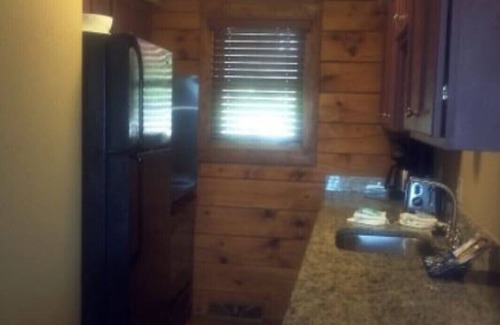 Wisconsin Dells Cabin | Wisconsin Dells 6 people 2BR 2 Bath Log Cabin Christmas Mountain