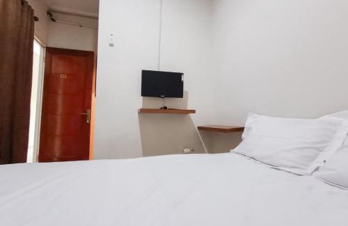 Kebon Kacang Hotel | Wisma Al Iman Syariah 25 Mitra RedDoorz