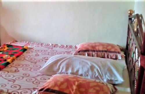 Pacet House | Wisma & Kantin Amanda