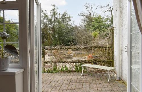 New Forest District House | Wisteria Cottage