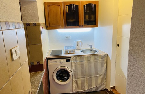 Piran Apartment | With Balcony - Renovated, Piran Old Town Near Sea