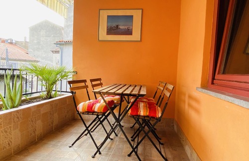 Piran Apartment | With Balcony - Renovated, Piran Old Town Near Sea
