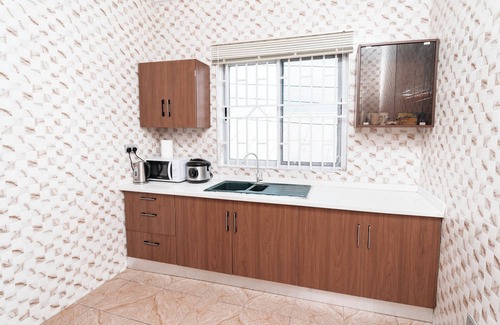 Prampram Apartment | With ocean views and just 300m from the beach, this is place to enjoy your stay.