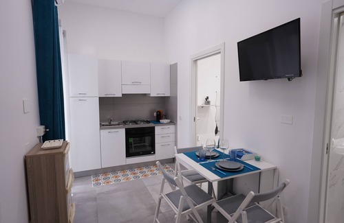 Margherita di Savoia House | Within walking distance of the sea and Europe's largest salt flats
