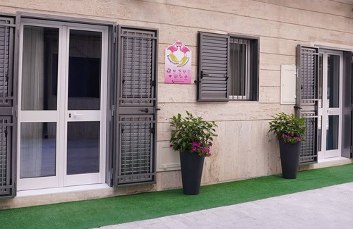 Margherita di Savoia House | Within walking distance of the sea and Europe's largest salt flats
