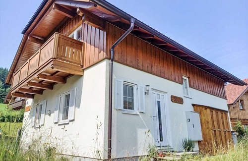 Sankt Margarethen im Lungau House | Wonderful private villa for 6 guests with WIFI, hot tub, TV and terrace