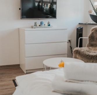 Fischbach Apartment | Wohnoffice mit Übernachtungsmöglichkeit Residenz Fischbach KIBA