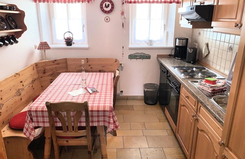 Gunzenhausen Apartment | Wohnung 1 Vollholzmöbliert 75 qm