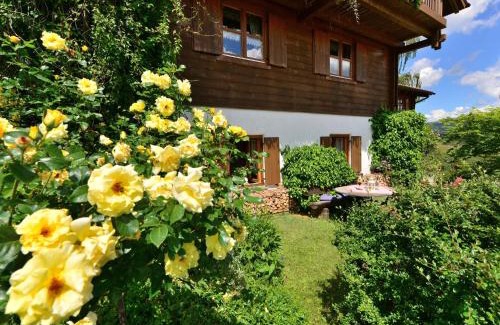Bayerisch Eisenstein Apartment | Wohnung in Bayerisch Eisenstein mit Garten