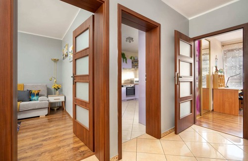 Grunwald Apartment | Wojskowa 5 |Practical Apartment | Parking