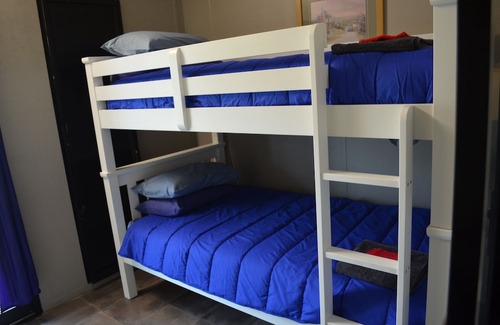 Wondai Cabin | Wondai Accommodation Units and Villas