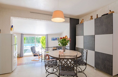 Saint-Cezaire-sur-Siagne Villa | Wonderful private villa for 4 guests with WIFI, private pool, TV and terrace
