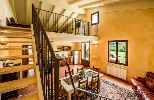 Terranuova Bracciolini Villa | Wonderful private villa for 22 people with private pool, WIFI, TV, patio, pets allowed and parking