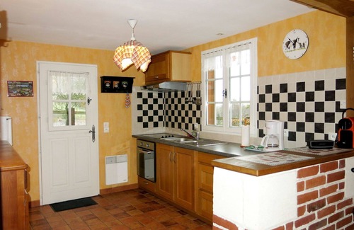 Courtonne-la-Meurdrac House | Wonderful private villa for 5 people with WIFI, TV and pets allowed