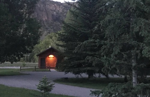 Rigby Cabin | Wonderful 1-BR Cottage “Ananda” in Ririe