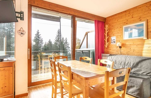 Chamrousse Apartment | Wonderful apt 5 ppl near the ski runs