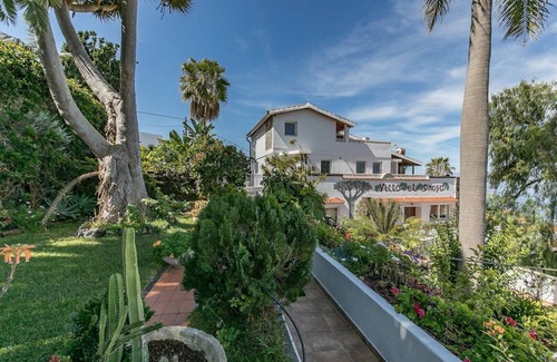 Santa Ursula Resort | Wonderful Complex : Residencial Vista Panoramica For up to 21 Persons