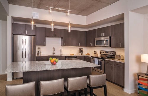 Civic District Resort | Wonderful Downtown Austin 1BR King Suite