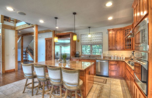 Blue River House | Wonderful family homebase in Blue River only 5 miles to Breckenridge!