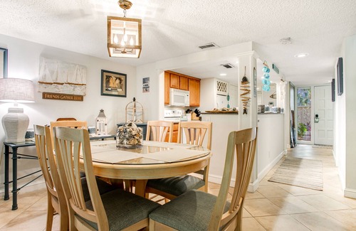 Fernandina Beach House | Wonderful Home Close to Everything w/Shared Pool, Free WiFi, Central AC
