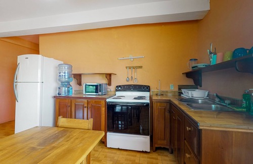 Caye Caulker Apartment | Wonderful Island Condo W/Ocean Views, Shared Terrace, Free WiFi & Beach Access