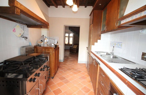 Barberino di Mugello Villa | Wonderful private villa with WIFI, private pool, TV, patio, pets allowed and panoramic view