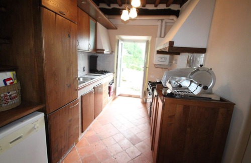Barberino di Mugello Villa | Wonderful private villa with WIFI, private pool, TV, patio, pets allowed and panoramic view