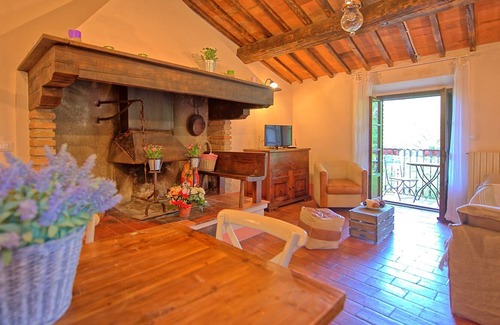 Pieve di Chio Villa | Wonderful private villa with private pool, WIFI, TV, panoramic view and parking, close to Arezzo