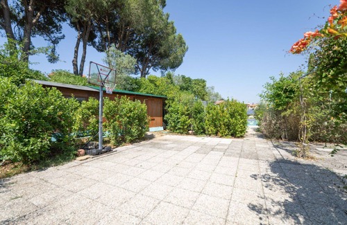 Montelupo Fiorentino Villa | Wonderful villa with A/C, WIFI, private pool, TV, terrace, pets allowed, panoramic view and par.