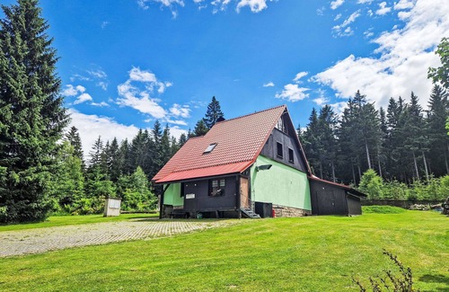 Smrzovka House | Wonderful private villa with WIFI, private pool, TV, terrace, panoramic view and parking