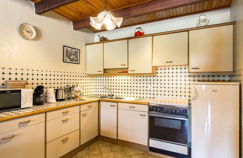 Saint-Pol-de-Leon House | Wonderful private villa for 4 guests with WIFI, TV, terrace and pets allowed