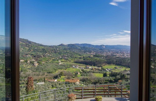 Margine Coperta-Traversagna Villa | Wonderful private villa for 9 people with A/C, WIFI, private pool, TV and balcony